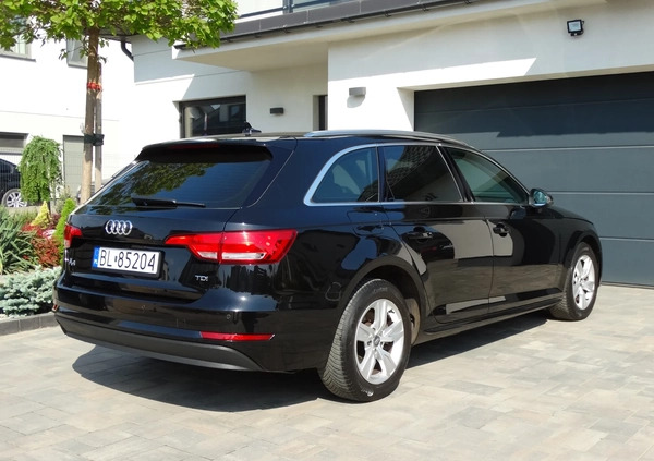 Audi A4 cena 64900 przebieg: 145000, rok produkcji 2016 z Łomża małe 379